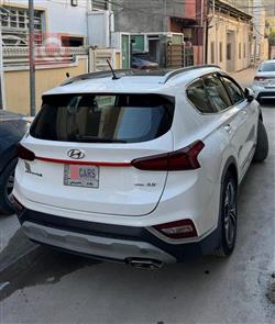 هيونداي سانتافي